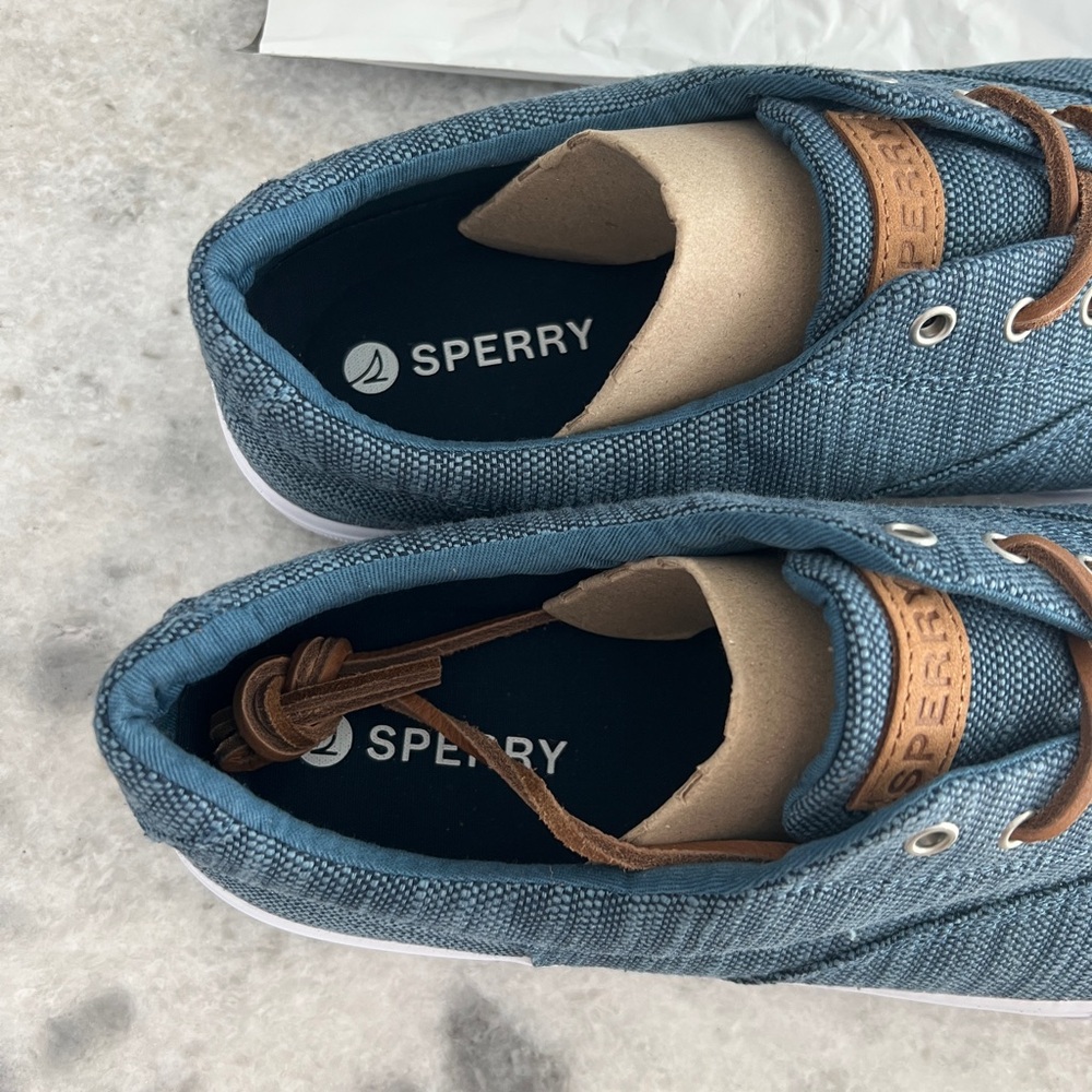 Sperry Men's Blue Casual Shoes - Picture 2 of 4